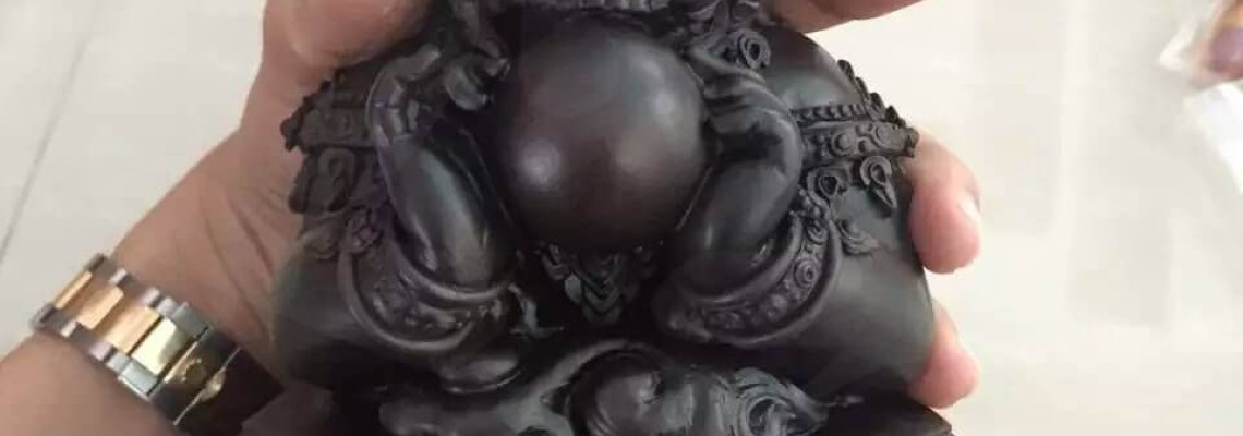 泰國 拉胡廟-拉胡天神佛牌 最詳細介紹，台北拉胡天神供奉尊，犯小人