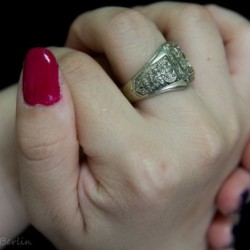 2552姻緣陰極聖戒－挽回任何一切情感-招財和事業-龍婆班